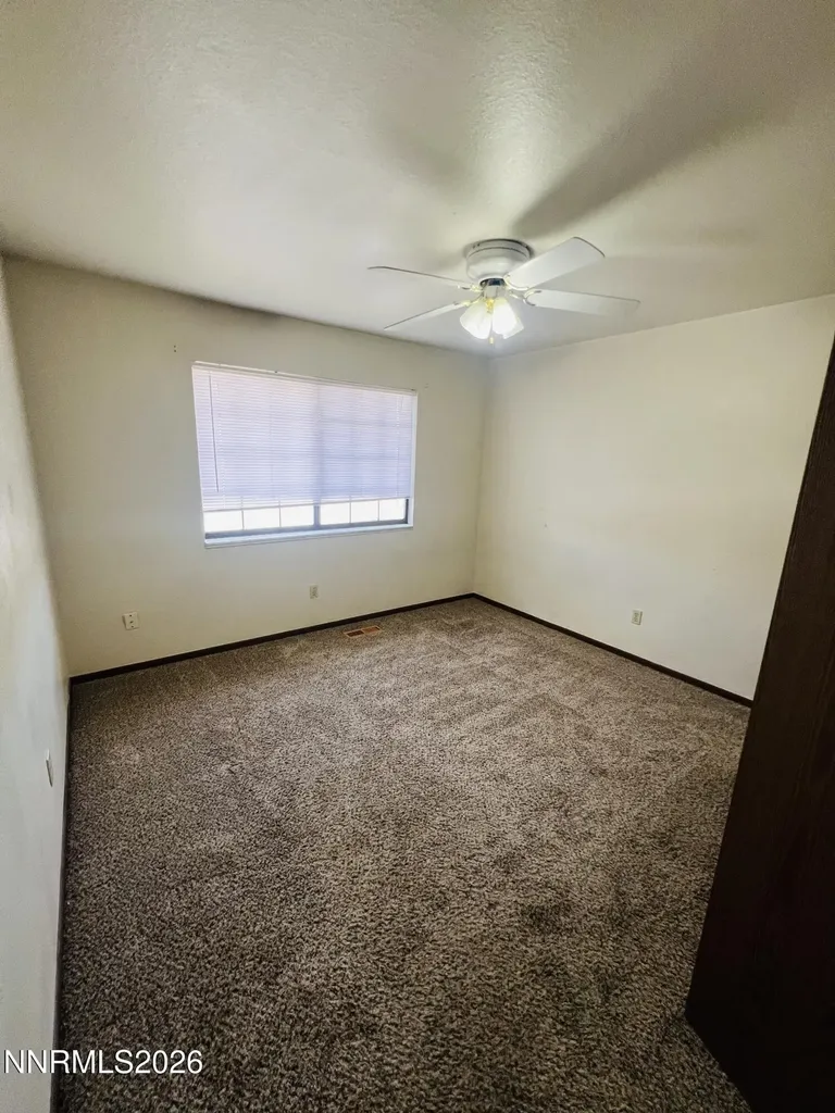 861 Center Fallon NV 89406