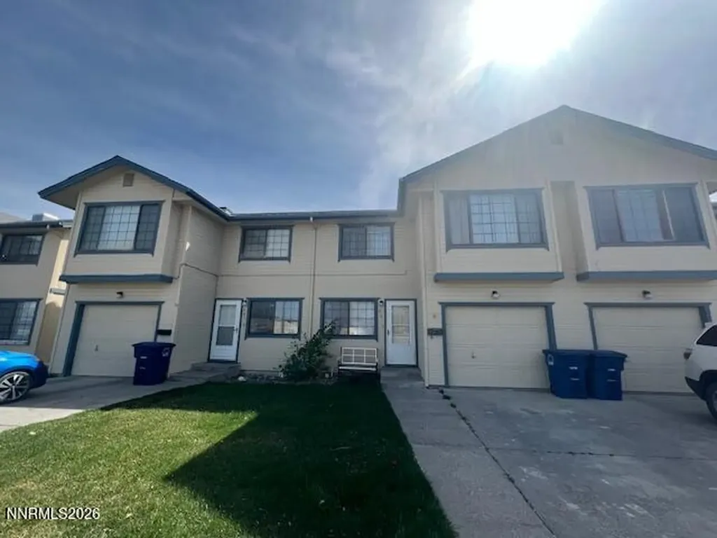 861 Center Fallon NV 89406