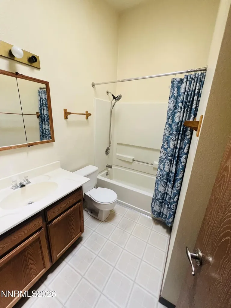 861 Center Fallon NV 89406