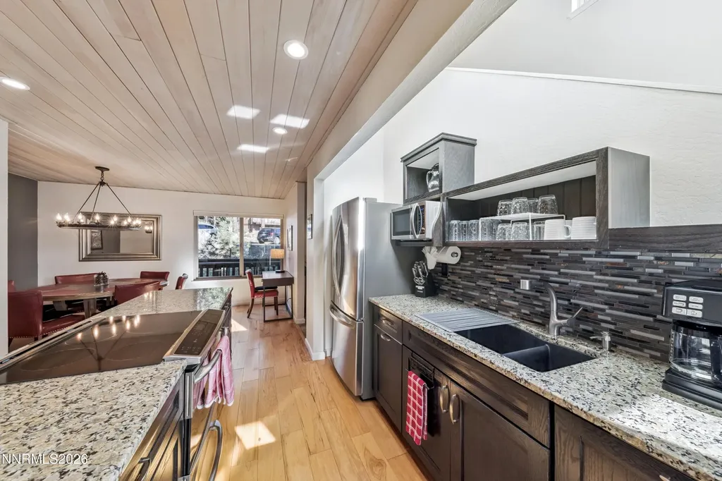 133 Holly Stateline NV 89449