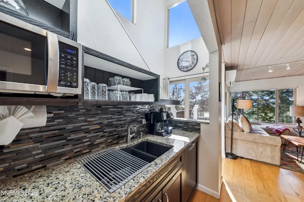 133 Holly Stateline NV 89449