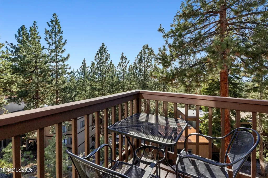 133 Holly Stateline NV 89449