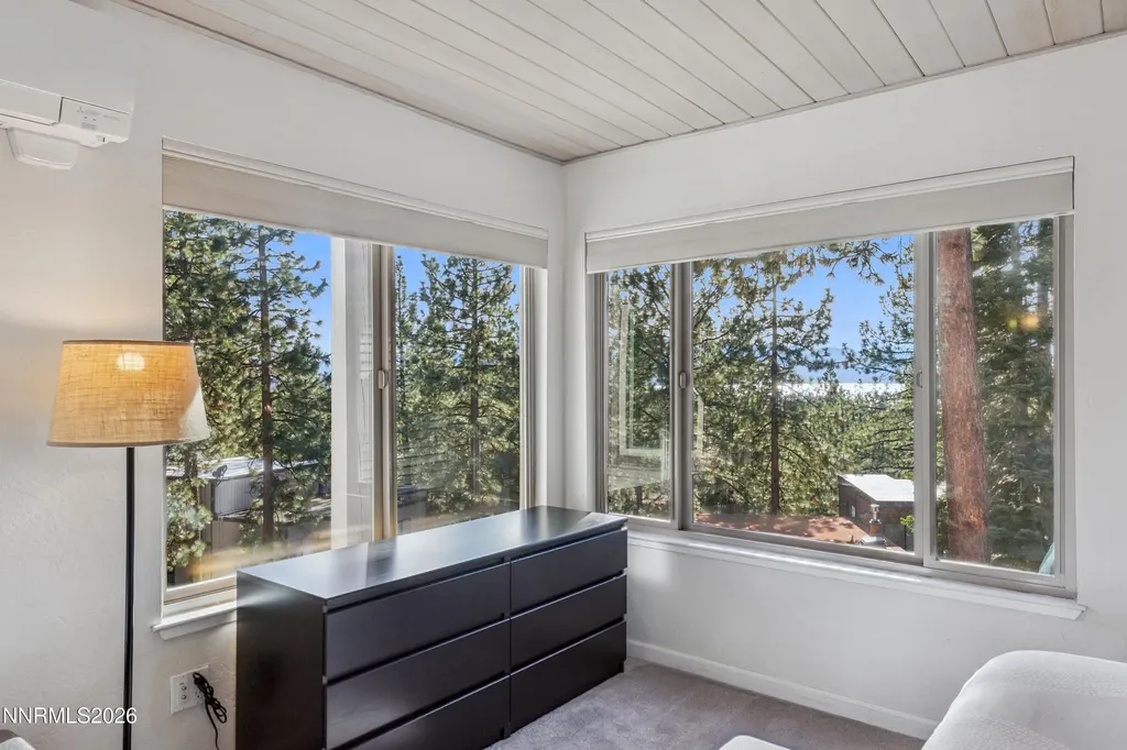 133 Holly Stateline NV 89449
