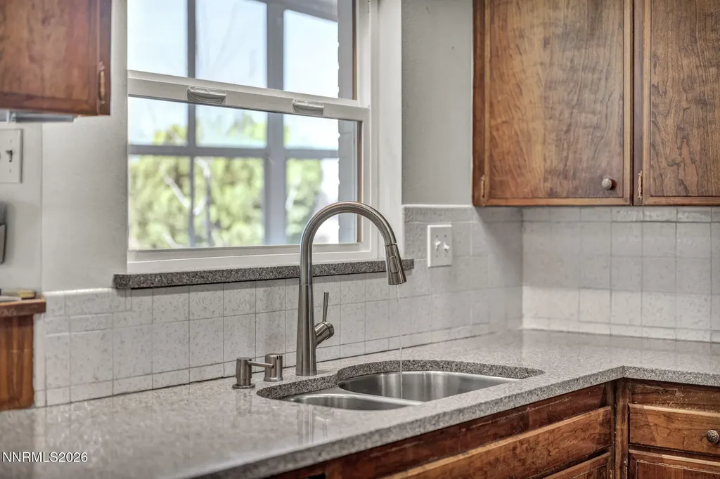 3325 Hidden Valley Reno NV 89502
