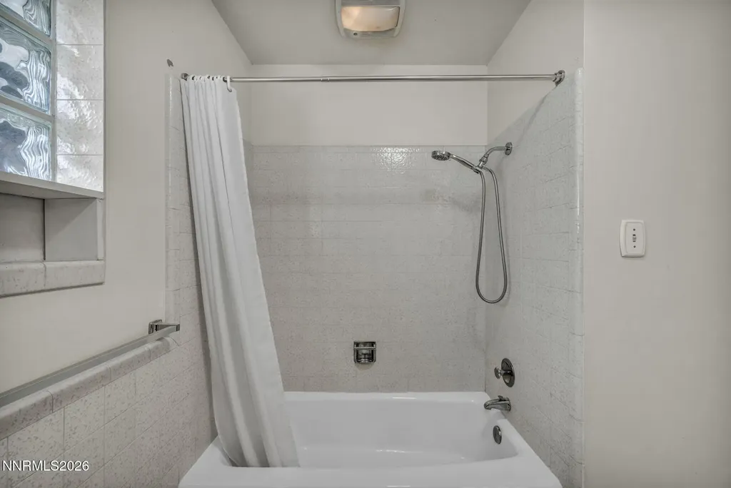 3325 Hidden Valley Reno NV 89502