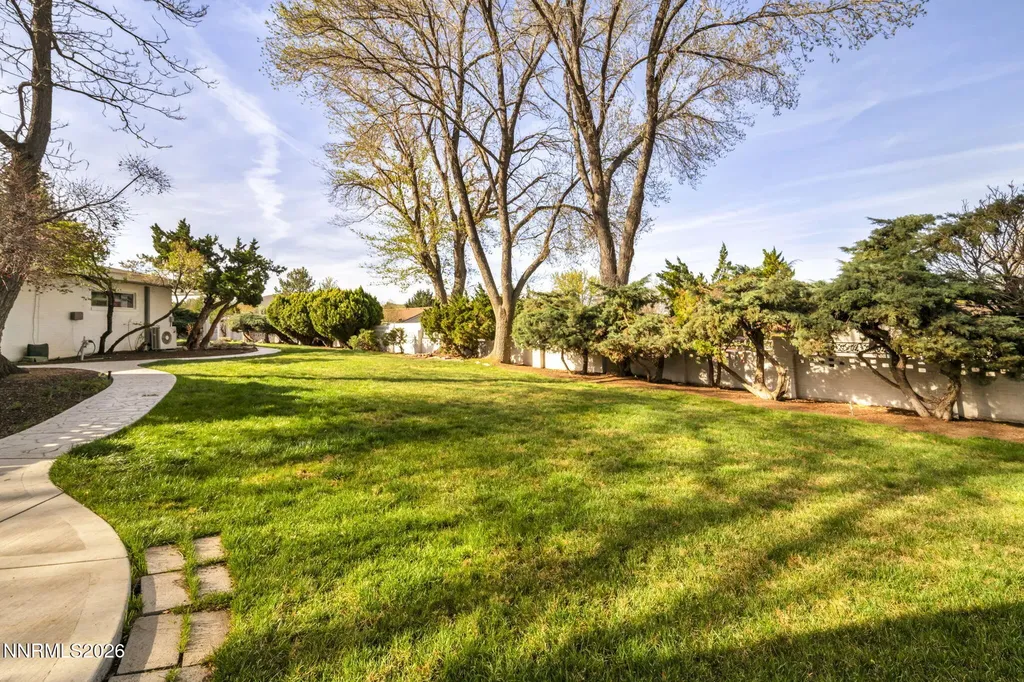 3325 Hidden Valley Reno NV 89502