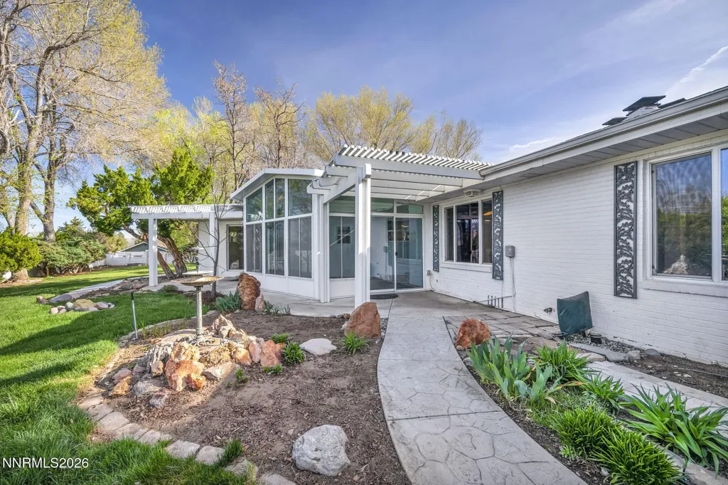 3325 Hidden Valley Reno NV 89502