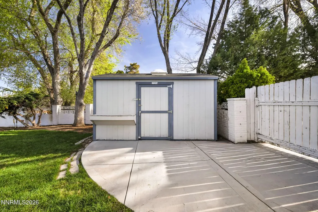 3325 Hidden Valley Reno NV 89502