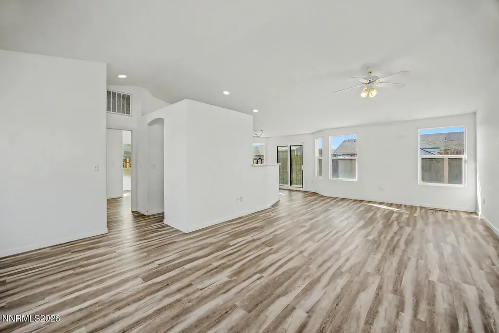 133 Prairie Fernley NV 89408