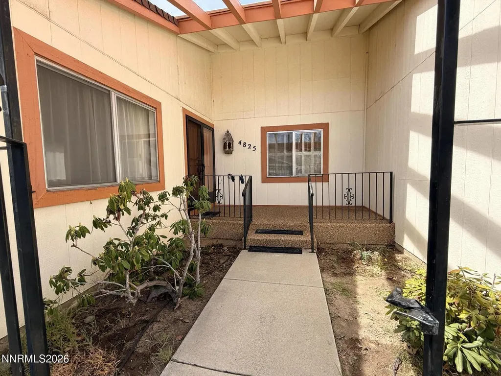 4825 Cool Springs Reno NV 89509
