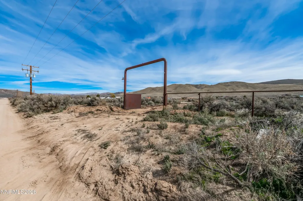 15700 Dry Valley Reno NV 89508