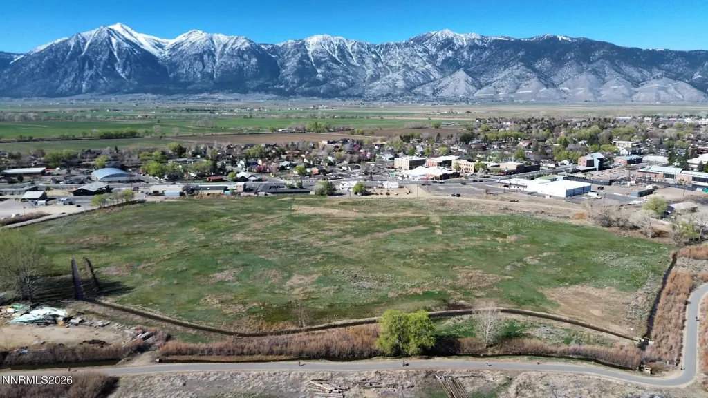 1597 Us Highway 395 Minden NV 89423