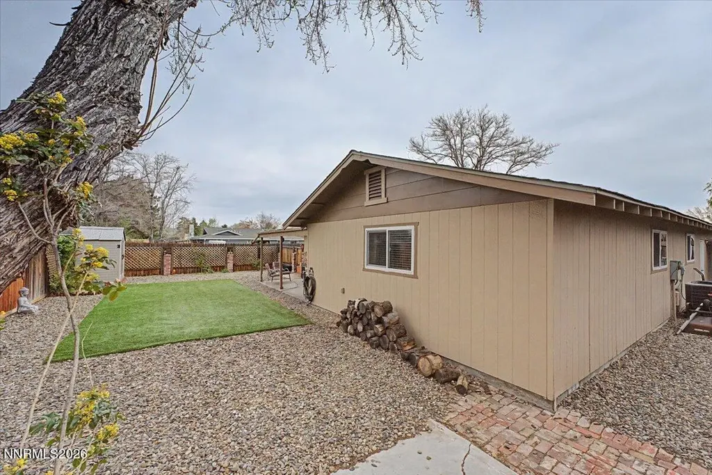 1404 Robinson Carson City NV 89701