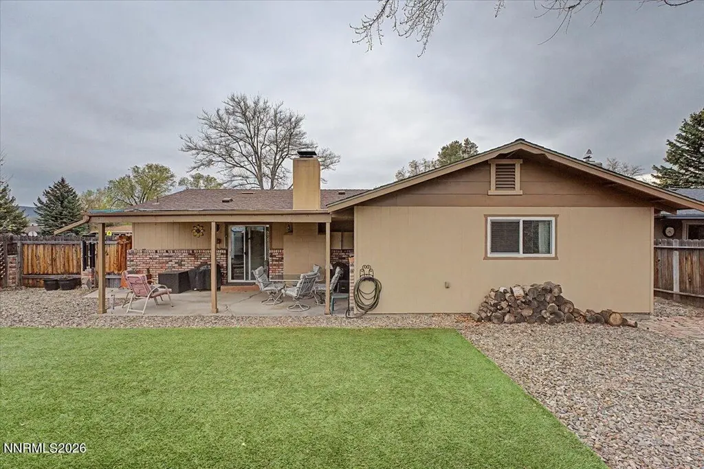 1404 Robinson Carson City NV 89701