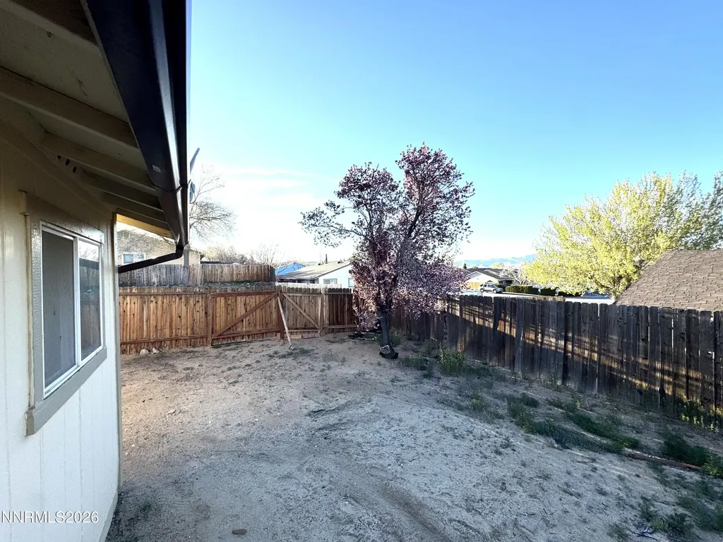 6715 Peppermint Reno NV 89506