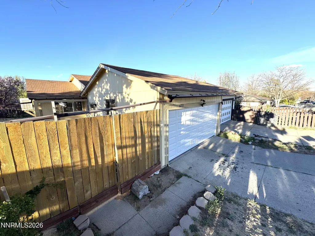 6715 Peppermint Reno NV 89506