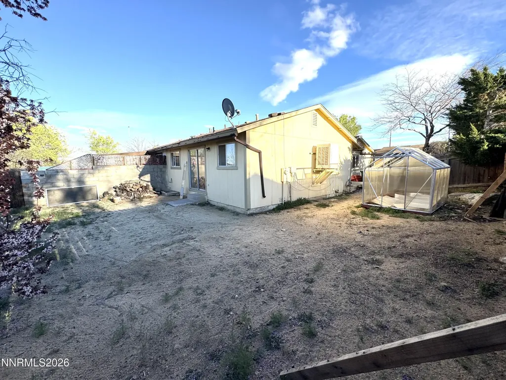 6715 Peppermint Reno NV 89506
