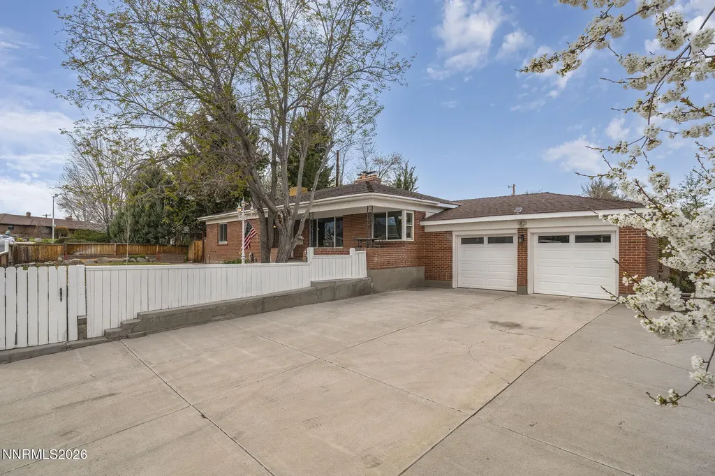 201 Sunnyside Reno NV 89503