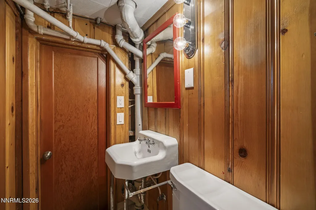 201 Sunnyside Reno NV 89503