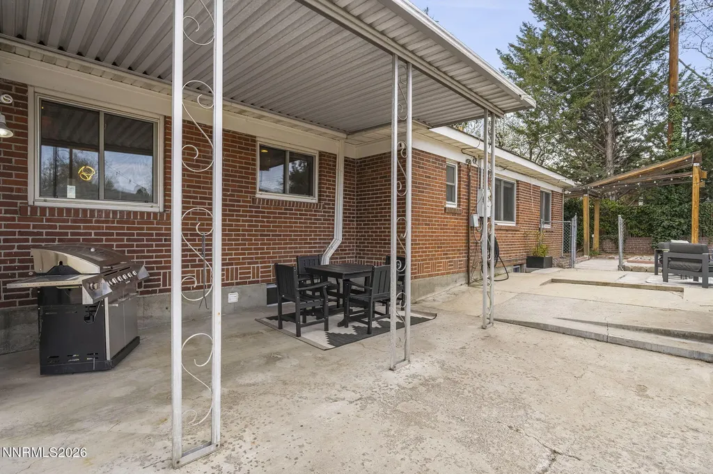 201 Sunnyside Reno NV 89503