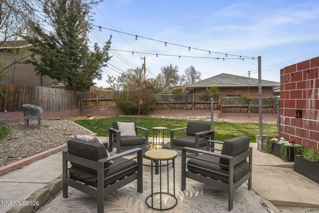201 Sunnyside Reno NV 89503