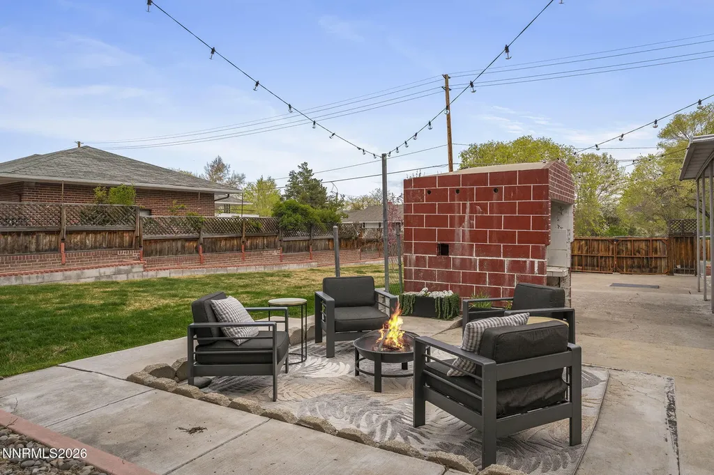 201 Sunnyside Reno NV 89503
