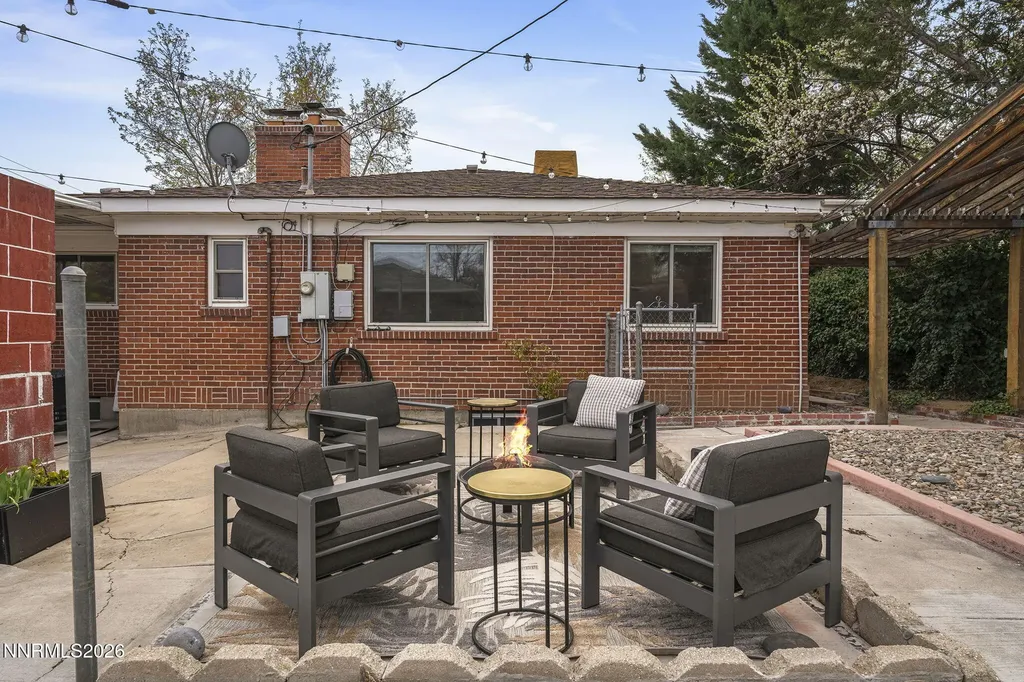 201 Sunnyside Reno NV 89503