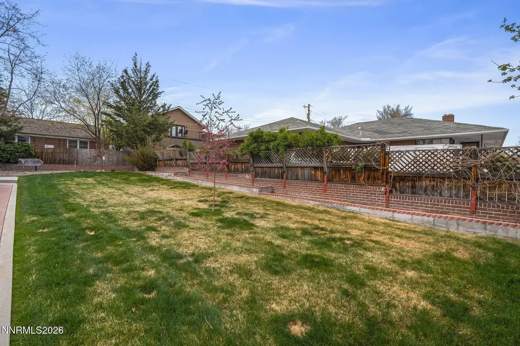 201 Sunnyside Reno NV 89503