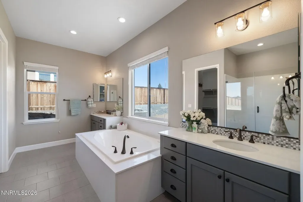 11541 Hacienda Ridge Sparks NV 89441