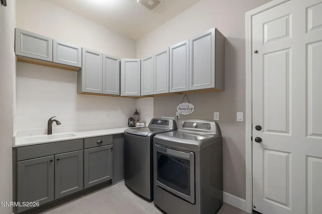 11541 Hacienda Ridge Sparks NV 89441