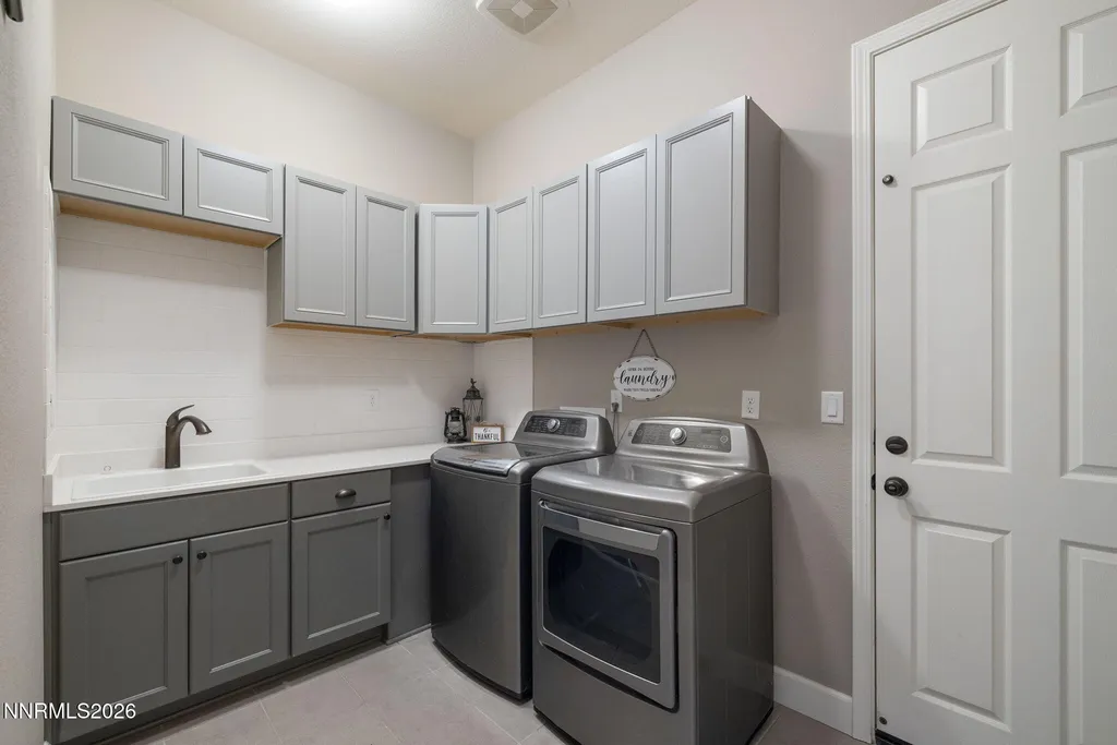 11541 Hacienda Ridge Sparks NV 89441