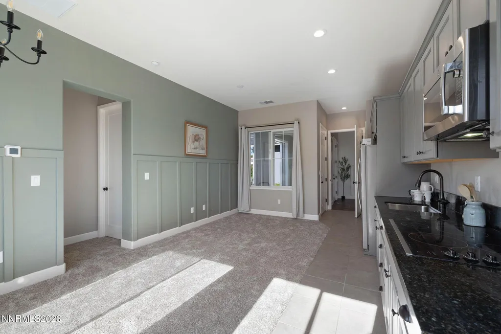11541 Hacienda Ridge Sparks NV 89441
