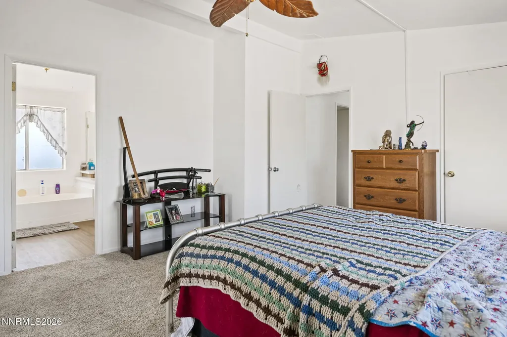 1850 10th Silver Springs NV 89429