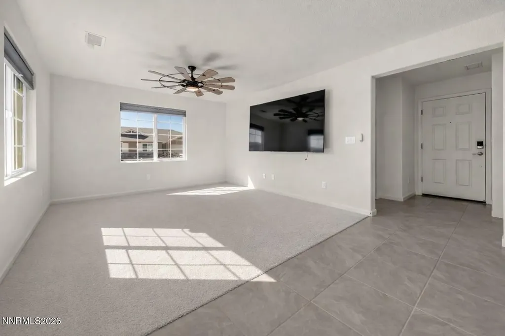 576 Pine Creek Dayton NV 89403