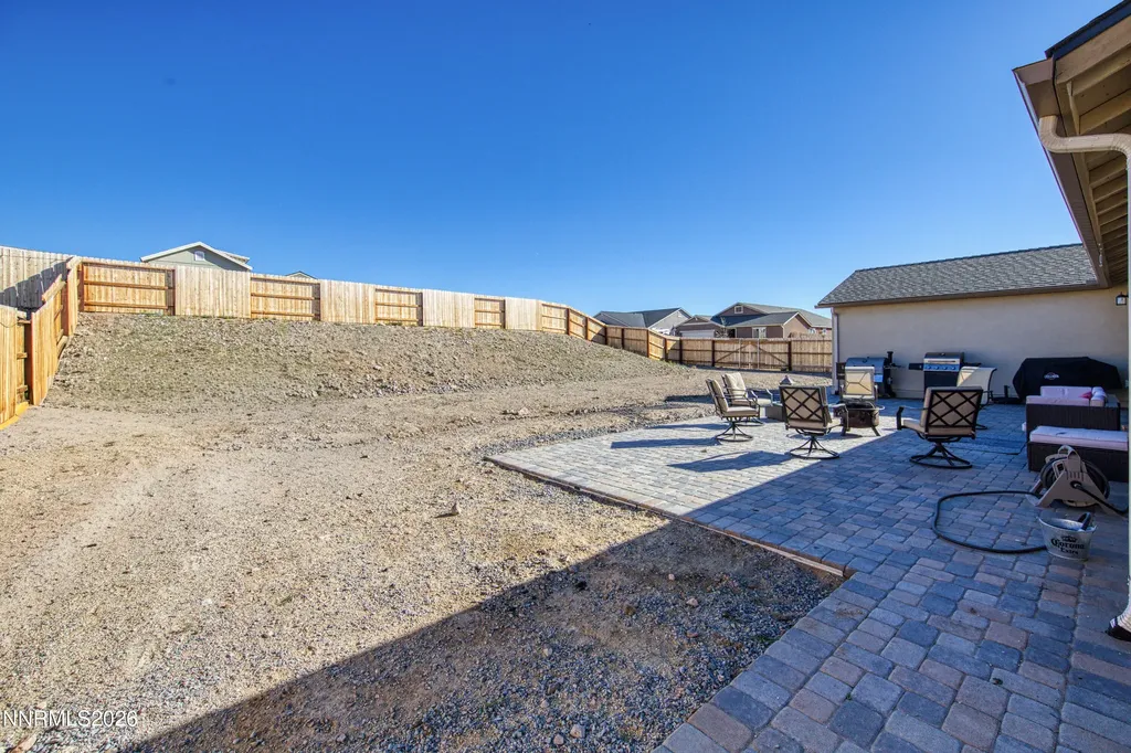 576 Pine Creek Dayton NV 89403