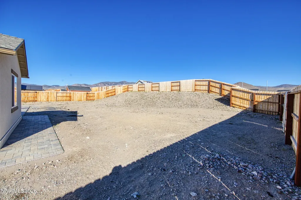 576 Pine Creek Dayton NV 89403