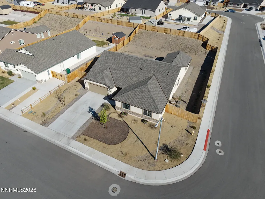 576 Pine Creek Dayton NV 89403