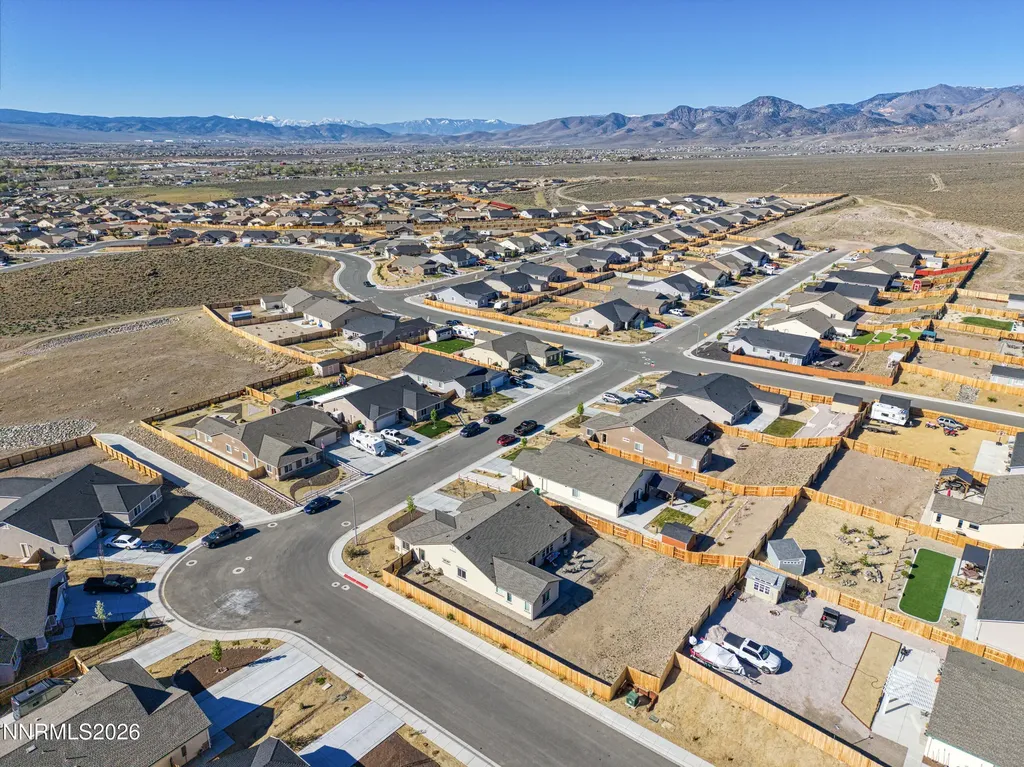 576 Pine Creek Dayton NV 89403