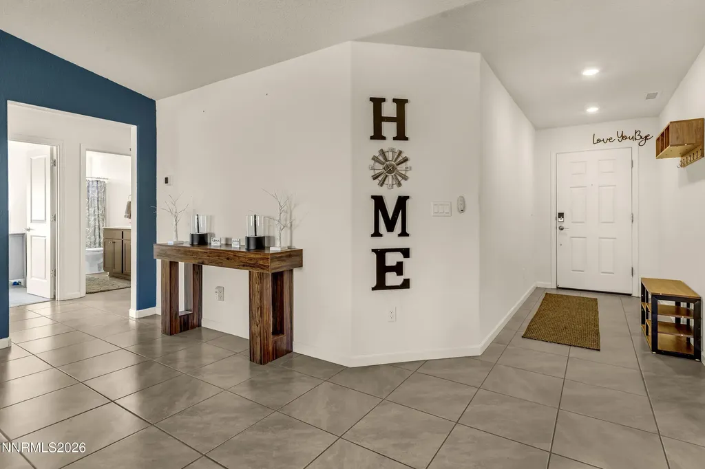 576 Pine Creek Dayton NV 89403