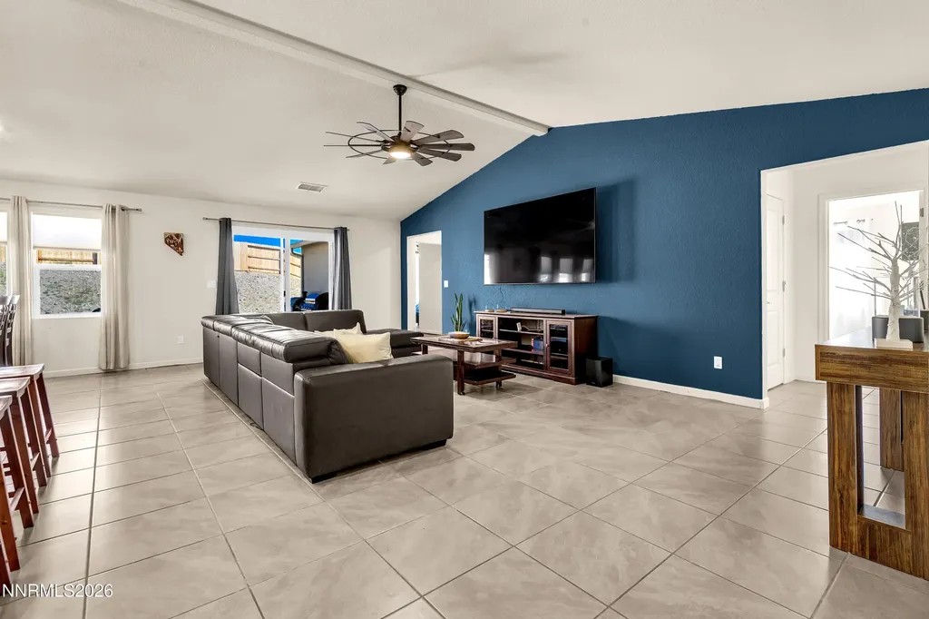 576 Pine Creek Dayton NV 89403