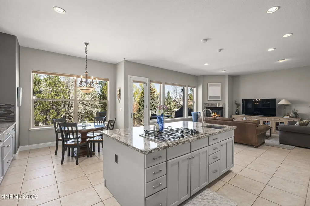 4995 Mountainshyre Reno NV 89519