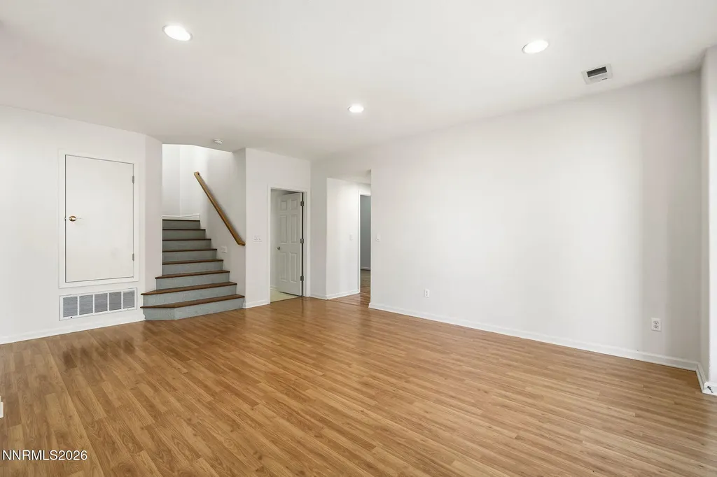 4833 Ramcreek Reno NV 89519