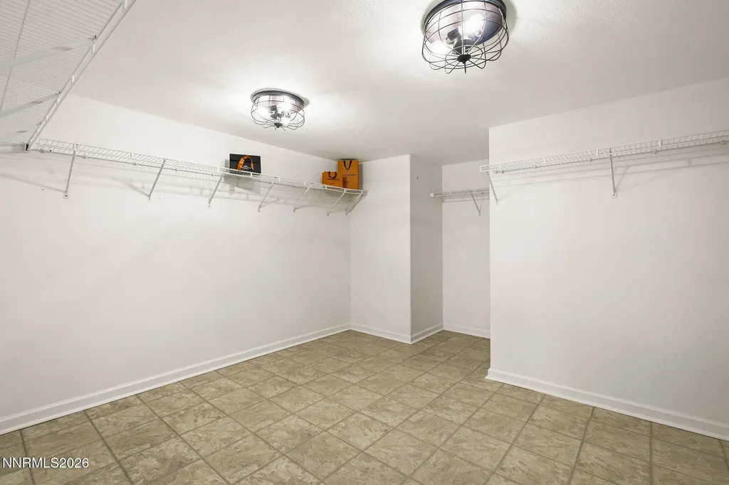 4833 Ramcreek Reno NV 89519