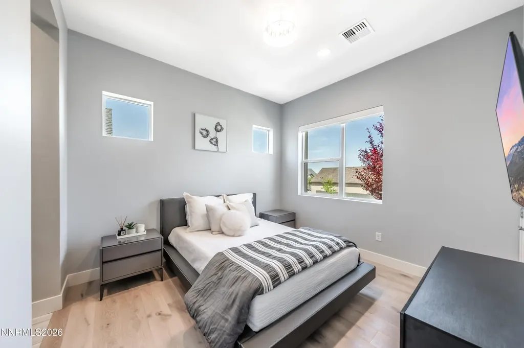 2978 Saddle Peak Reno NV 89521