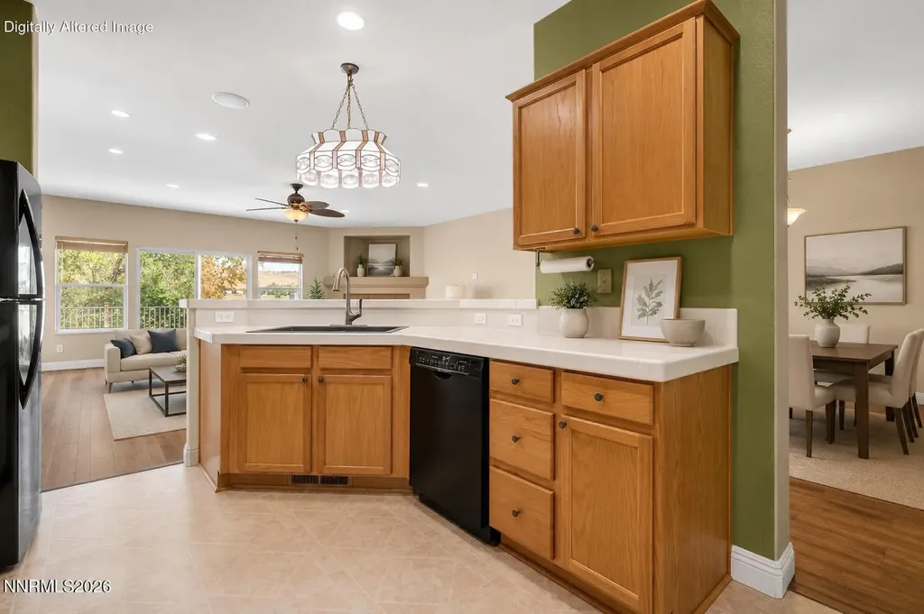 5582 Knoll View Sparks NV 89436
