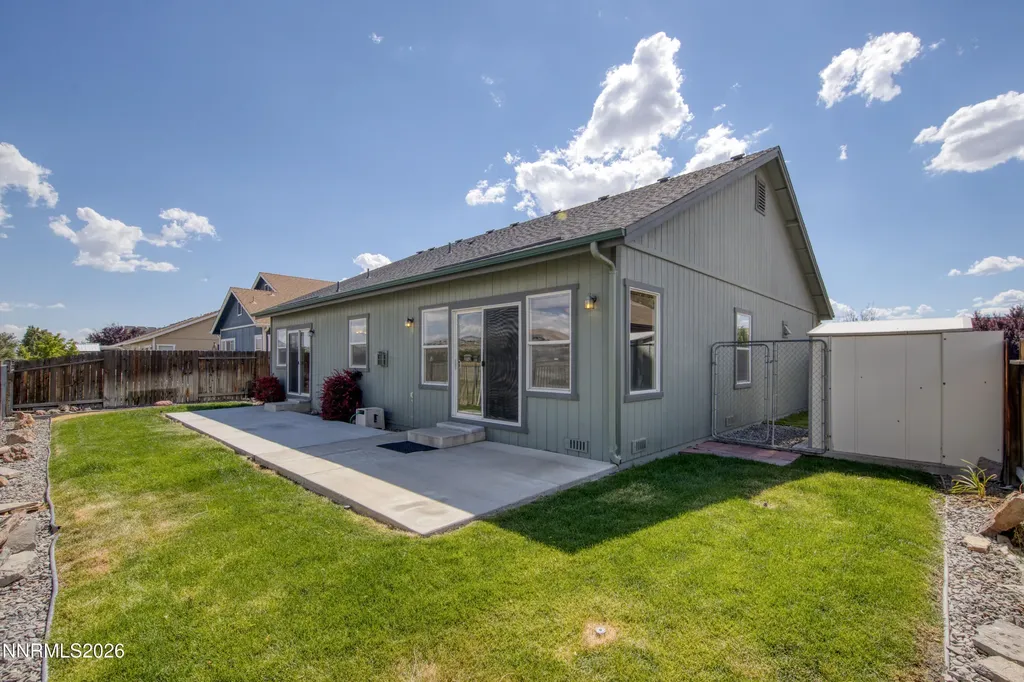 5582 Knoll View Sparks NV 89436