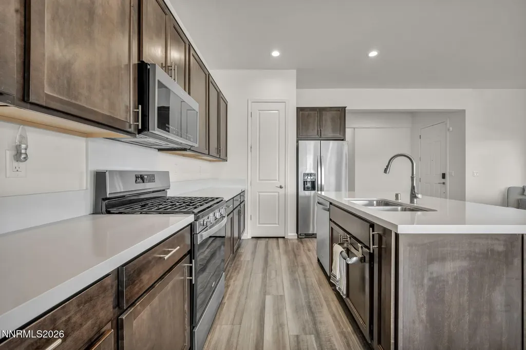 7601 Navasota Sparks NV 89436