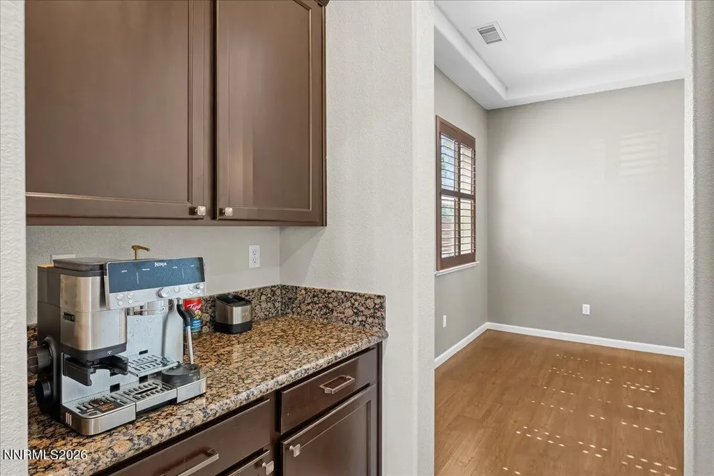 7939 Orange Plains Sparks NV 89436