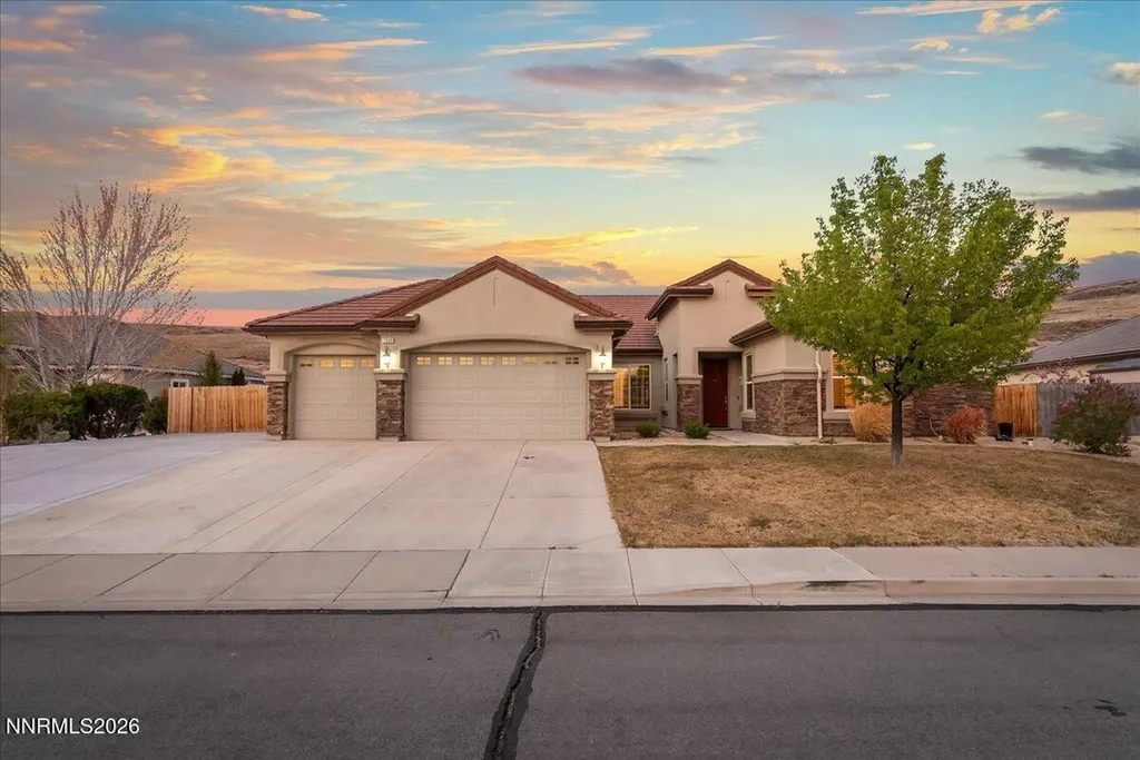 7939 Orange Plains Sparks NV 89436