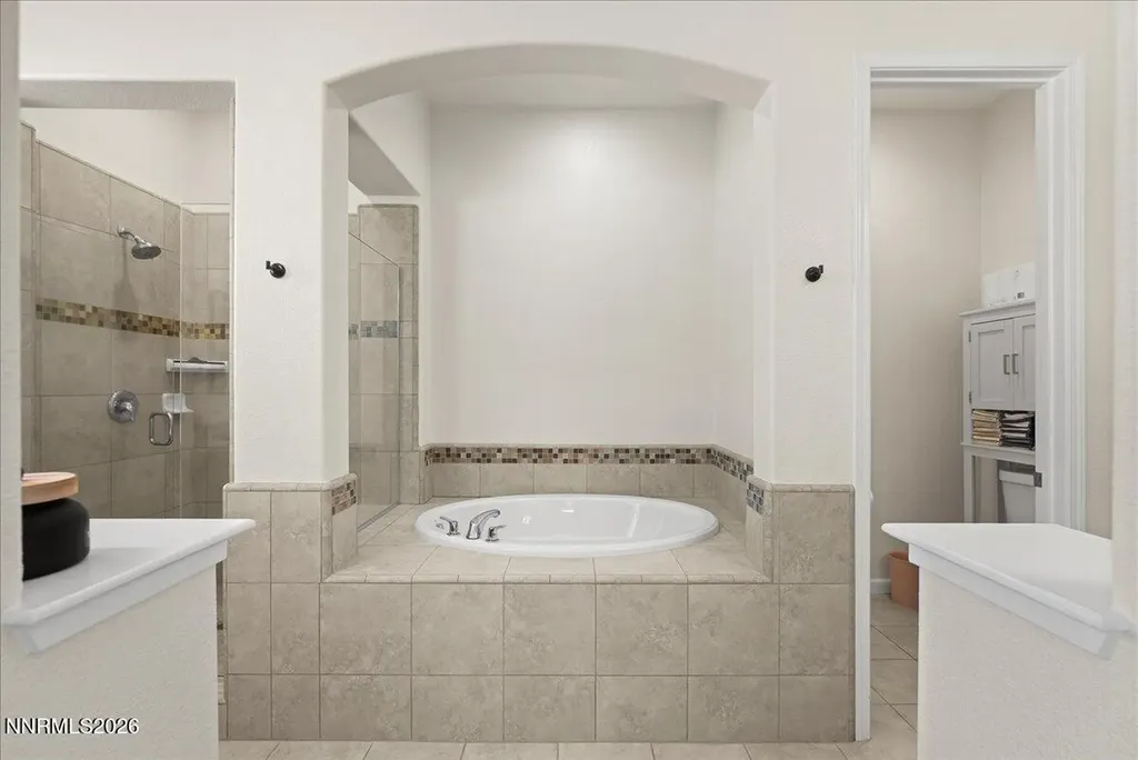 7939 Orange Plains Sparks NV 89436